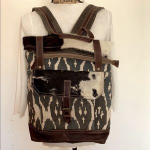 Retro Style Backpack - Large, Top Load